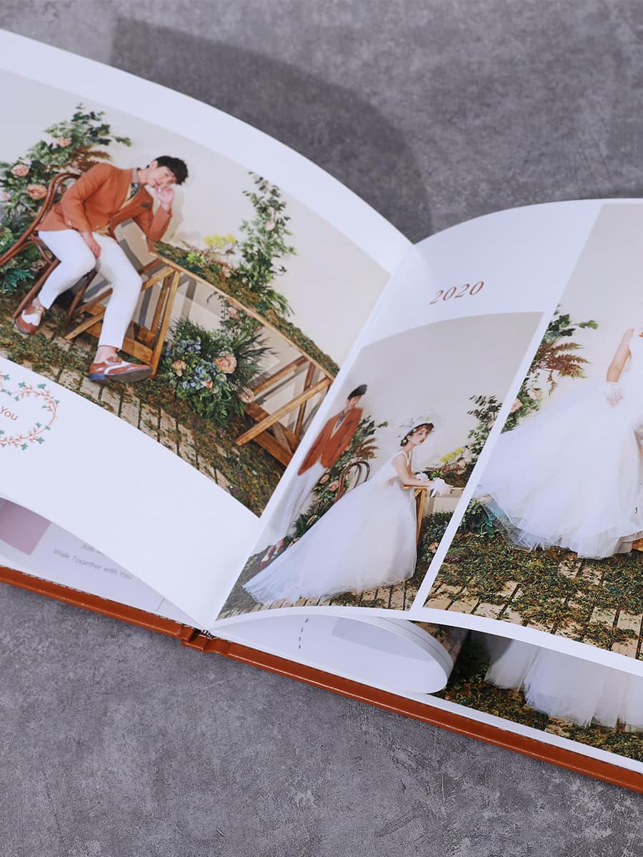 アルバム 製本 思い出を彩る革製写真集